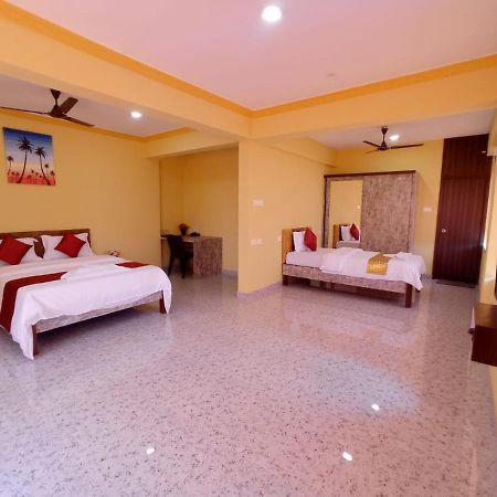 Brit'S Palace Goa Agacaim 外观 照片