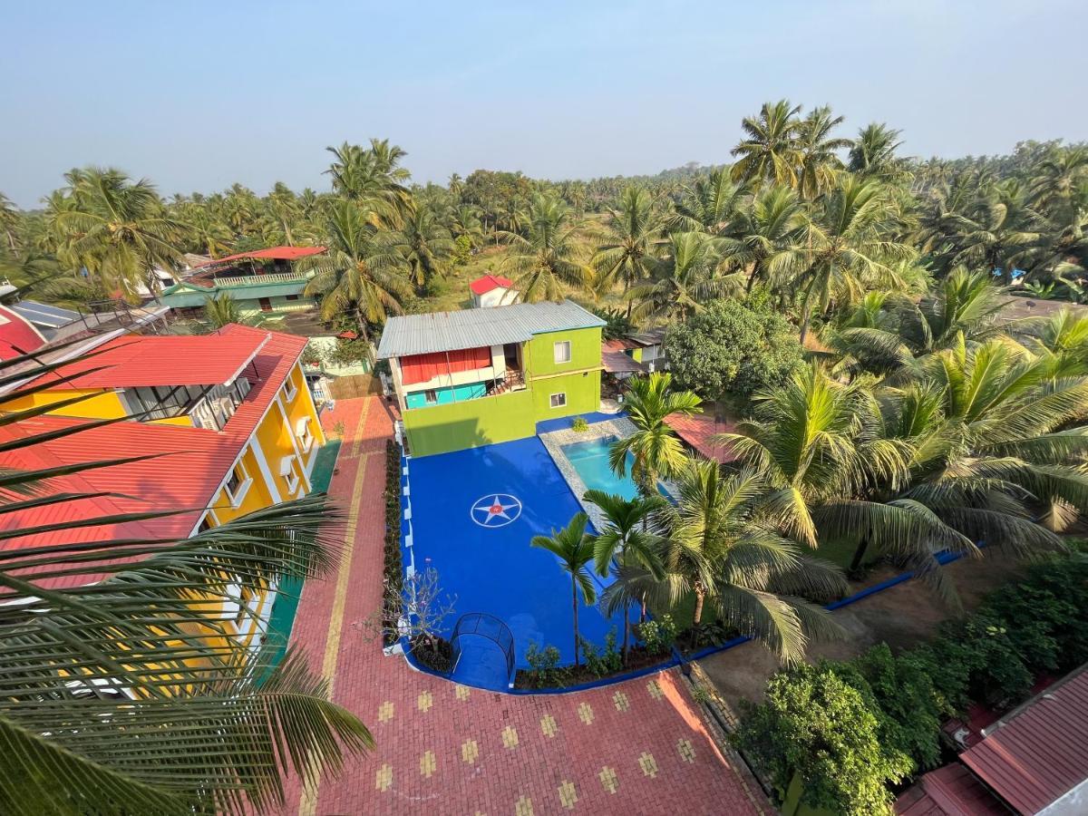 Brit'S Palace Goa Agacaim 外观 照片