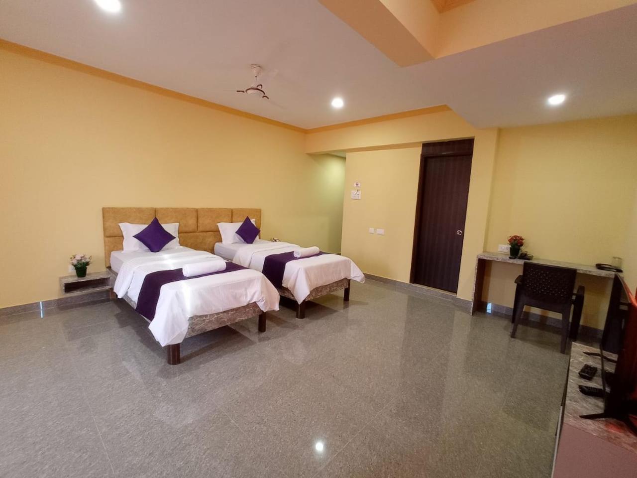 Brit'S Palace Goa Agacaim 外观 照片